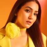 Neeti Mohan Instagram - Neon, Falling you! 💛 #iykyk Custom Pantsuit @chalsicyrus_ Custom Top, Choker @shreyandurja_design Jewels @vintage_velvet_ Styling - @shreyandurjastyle Glam team - @dwyessh_hairwizard @rasilaravariamua @ritickasjalan Photographer - @souravsharmaofficial