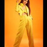 Neeti Mohan Instagram - Neon, Falling you! 💛 #iykyk Custom Pantsuit @chalsicyrus_ Custom Top, Choker @shreyandurja_design Jewels @vintage_velvet_ Styling - @shreyandurjastyle Glam team - @dwyessh_hairwizard @rasilaravariamua @ritickasjalan Photographer - @souravsharmaofficial