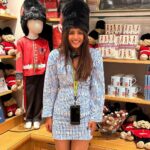 Neha Khan Instagram - #traveldaries #uk #nehakhan #lovethecity