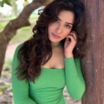 Neha Khan Instagram - 💚