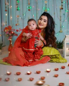 Neha Marda Instagram - #Incollaboration with #firstcryindia

Wishing you all a Diwali full of your favourite people and favourite Treats. 🪔

My little girl, growing up so fast ! Isn't ?
This is her First Diwali and I want her first  Diwali outfit from one of the best Go-to-stop @firstcryindia , I haven't seen a bigger collection full of Traditional wears for kids anywhere else. 

This festive season make your child wear something Traditional with @firstcryindia Use my Exclusive code NEHADW50 and get Flat 50% discount on Fashion and Flat 45% discount on everything else !! I think this is the best deal we are getting from firstcry this Diwali !!

#ad #firstcrywalidiwali23 #firstcrywaliDiwali #firstcryindia #firstcry #FussNowAtFirstcry #firstcryfashion #kidsfashion #nehamarda