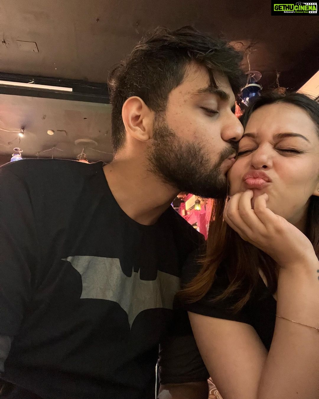 Nehalaxmi Iyer Instagram - You are the most amazing thing that has ever happened to me ❤️ Happy birthday to my forever love and my goofy partner in crime @nehalaxmi_ ❤️🍾🥂🎊 Also I want to remind you on this day that I love you the most ❤️❤️ . . . . . #ruha #birthday #love #couplegoals