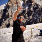 Neil Bhatt Instagram - In between lakes, in between good times @interlaken 😍 What a beauty @myswitzerlandin @jungfraujochtopofeurope #jungfrau #ineedswitzerland #neilbhatt #interlaken