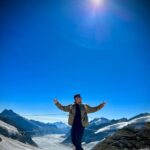 Neil Bhatt Instagram - In between lakes, in between good times @interlaken 😍 What a beauty @myswitzerlandin @jungfraujochtopofeurope #jungfrau #ineedswitzerland #neilbhatt #interlaken