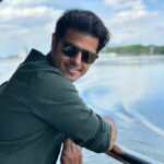 Neil Bhatt Instagram – चला जाता हूँ तेरी ही धुन में @aisharma812 ❤️ 

#neilkiaish #travel #life