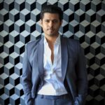 Neil Bhatt Instagram - Checkered vision Photos by- @the_pixeleyes Styled by- @rimadidthat Outfit PR- @mediatribein Location- @invisiblegastronomybar #neilbhatt #checks #photoshoot