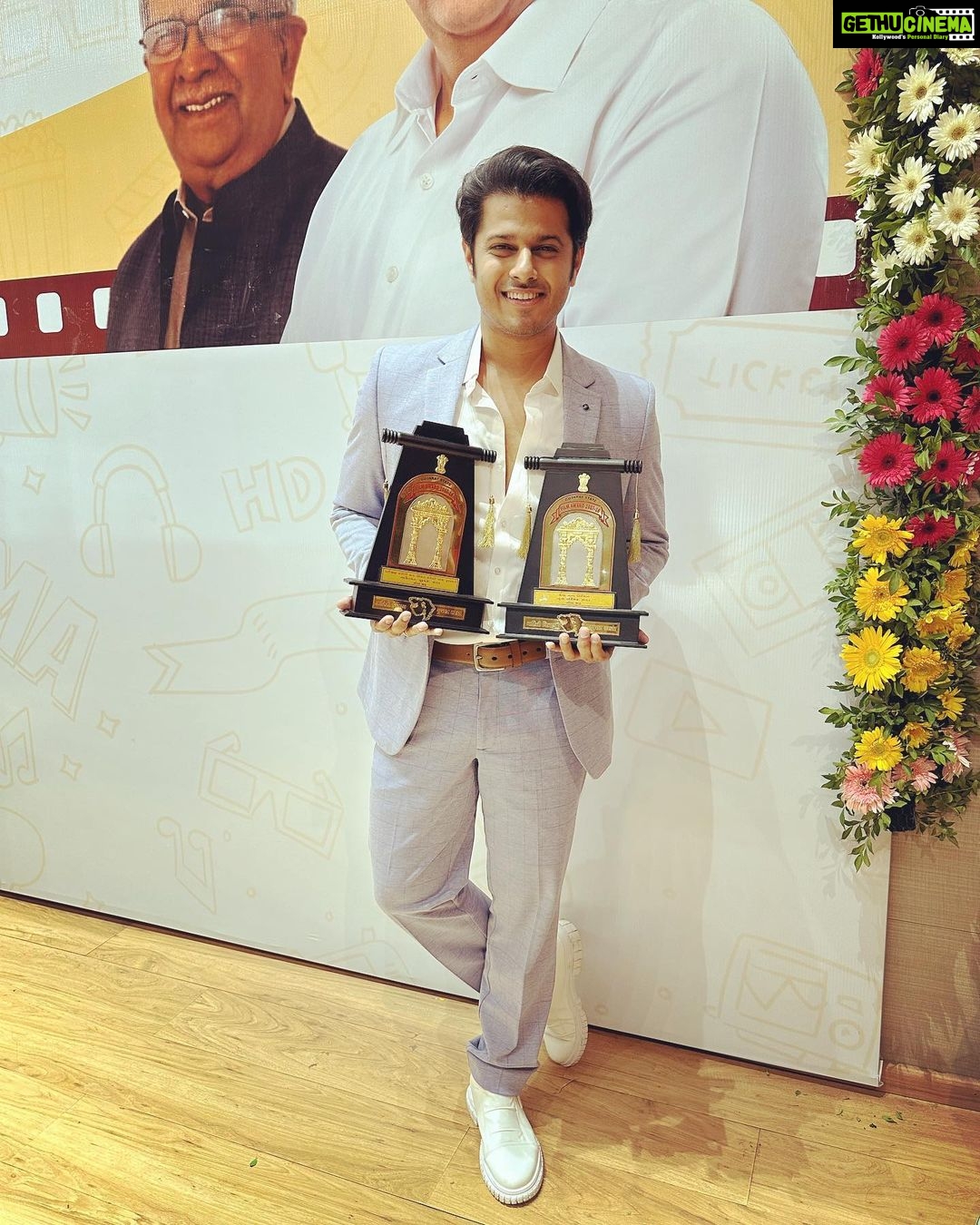 Neil Bhatt Instagram - GUJARAT STATE HONOUR for my Gujarati film BHANWAR: BEST ACTOR JURY BEST CHOREOGRAPHY My film has won in total 6 categories- BEST CINEMATOGRAPHY BEST CHOREOGRAPHY BEST FILM JURY BEST COSTUMES BEST ACTOR JURY BEST BACKGROUND SCORE #humbled #gratitude Gandhinagar, Gujarat