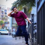 Neil Bhatt Instagram - Out and about!! Photos by- @the_pixeleyes Shoot managed by- @rimadidthat #neilbhatt #carefree #streetphotography