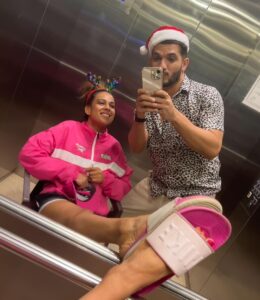Nia Sharma Instagram - Friendship is like peeing in your pants, everyone can see it but only you can feel the warmth..( read it somewhere 😜) It’s also like whipping coffee and sugar until it becomes frothy and creamy. 100 ways to keep friendships alive.. learn from @arjunbijlani ! I learnt From you. Your contagious smile works for you and for a lot of others around you. Happiest Birthday Arjun. You’re diligent, disciplined, annoyingly cute and you never stop. Keep ageing in reverse ! Wake up pretty everyday.😂 @nehaswamibijlani 🥰