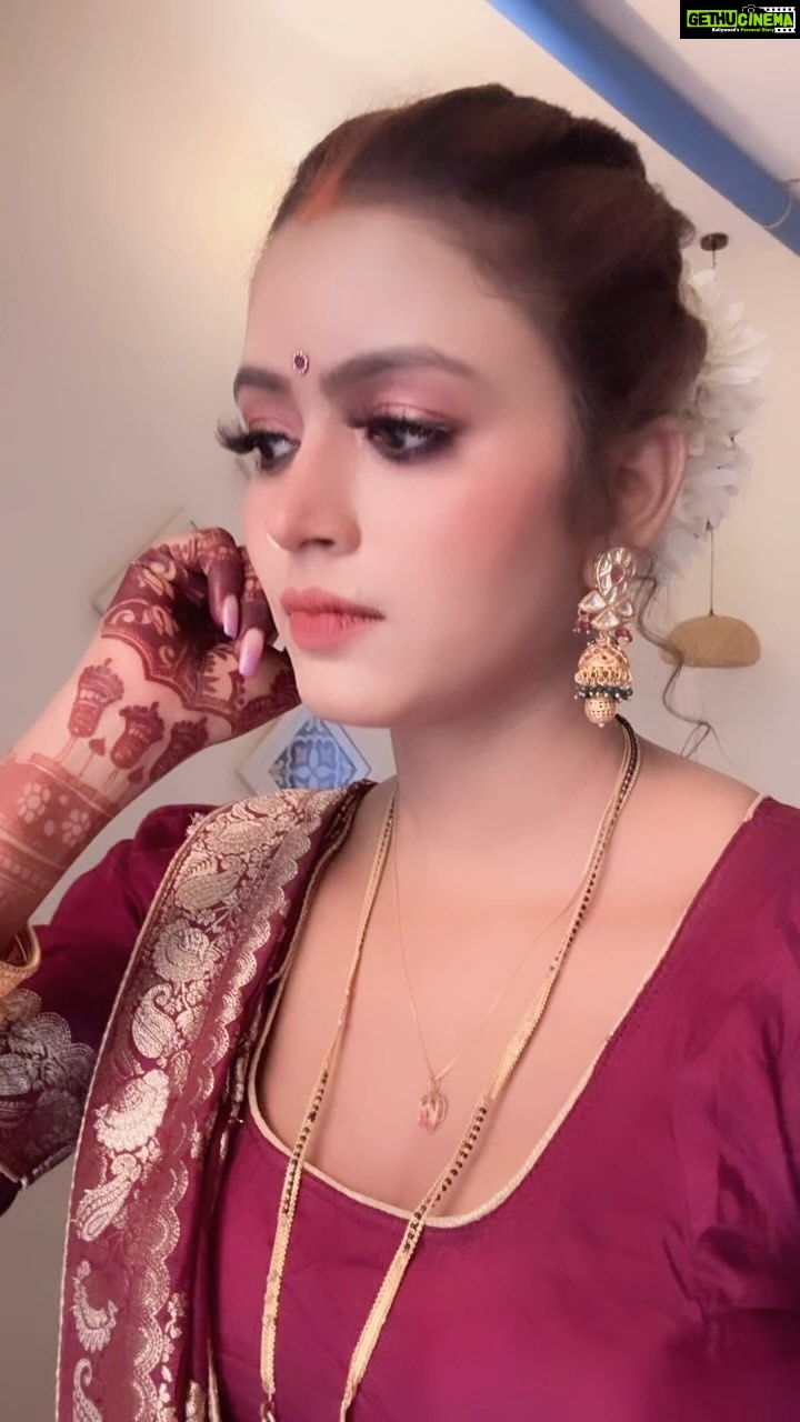 Nidhi Jha Instagram - Bahot achha song hai 🥰 @nidhijha05