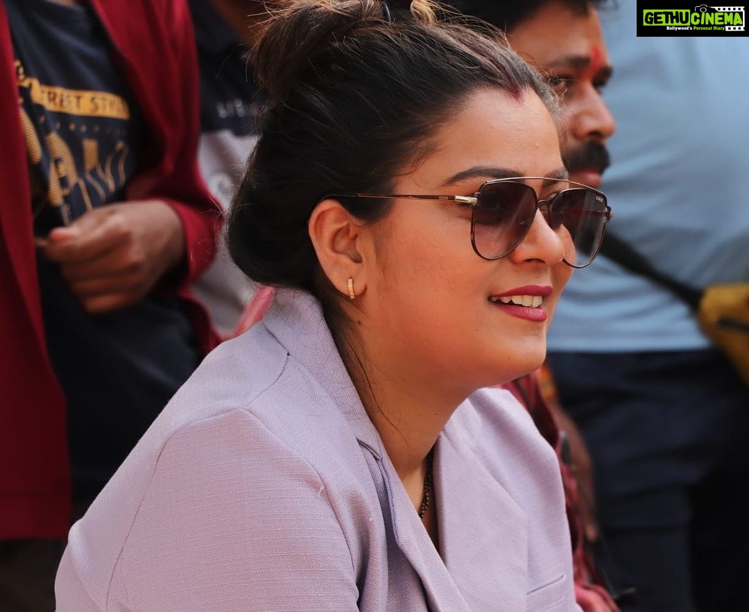 Nidhi Jha Instagram - आत्मविश्वास ही वो भाव है जो मुश्किल से मुश्किल उलझन को आसान बना सकता है♥️🧿