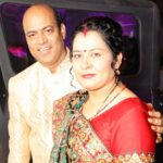Nidhi Jha Instagram - Happy Anniversary Maa Paa♥️ "जन्म से मृत्यु तक कई रिश्ते बनते है, पर पापा जैसी देखभाल और माँ जैसा प्यार कोई नहीं कर सकता।" Wishing my lovebirds a very happy anniversary ♥️ Aaj mein jo bhi hu sirf aap dono ke wajah se hu ♥️Thank you for always standing by my side🧿 I love you to the moon and back💐🧿♥️