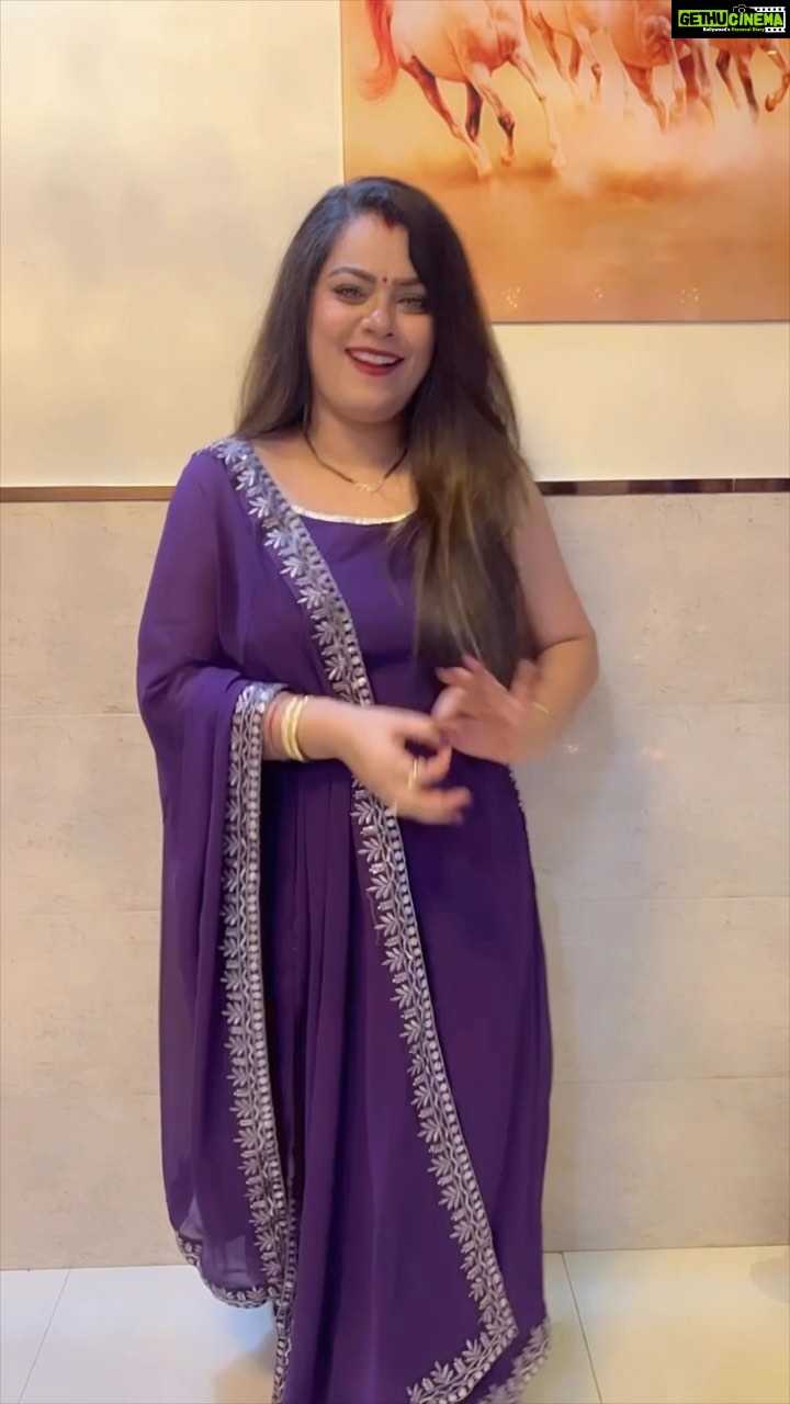 Nidhi Jha Instagram - “Gawana kara ke piya” song out on Yash kumar entertainment YouTube channel ♥️ #nemonikkuforever🧿❤️ #yashkumarentertainment #yashkumarr #gawanakarakepiya