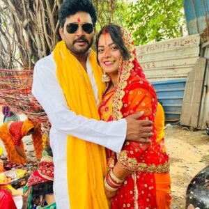 Nidhi Jha Instagram - आप सभी देशवासियों को "वट सावित्री" पूजा जी ढेरों शुभकामनाएं। प्रिय धर्मपत्नी जी मैं वाकई बहुत खुशनसीब हूं कि आप मेरी जिंदगी में आई। पूजा पाठ या कोई भी त्योहार हो। हर संस्कारों को कैसे निभाया जाता है इसमें आपका कोई जोड़ नहीं। U r my Proud ❤️❤️❤️
Love You Nikku ❤️❤️❤️
#nemonikkuforever🧿❤️