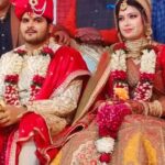 Nidhi Jha Instagram - A big congratulations Mr.kallu🌺 @arvindakelakallu Aaj se naye jeevan ki shuruat horahi hai aur bhagwaan se yahi prathana karungi ki dono ke jeevan mein dher saari khushiya aaye💐 Sending lots and lots of love❤️ Finally kallu ki dulhania mil gayi🧿 Jaldi se mumbai aajao Mrs.chaubey se milna hai😍 Welcome to our category 😜😜 Happy Married life🧡