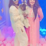 Nidhi Jha Instagram – खुदा करे बहन तेरी हर चाहत पूरी हो जाए,
हम तेरे लिए जो दुआ करें वो उसी वक्त पूरी हो जाए।
Happy Birthday to You Nikku Dii👑🥰@nidhijha05
