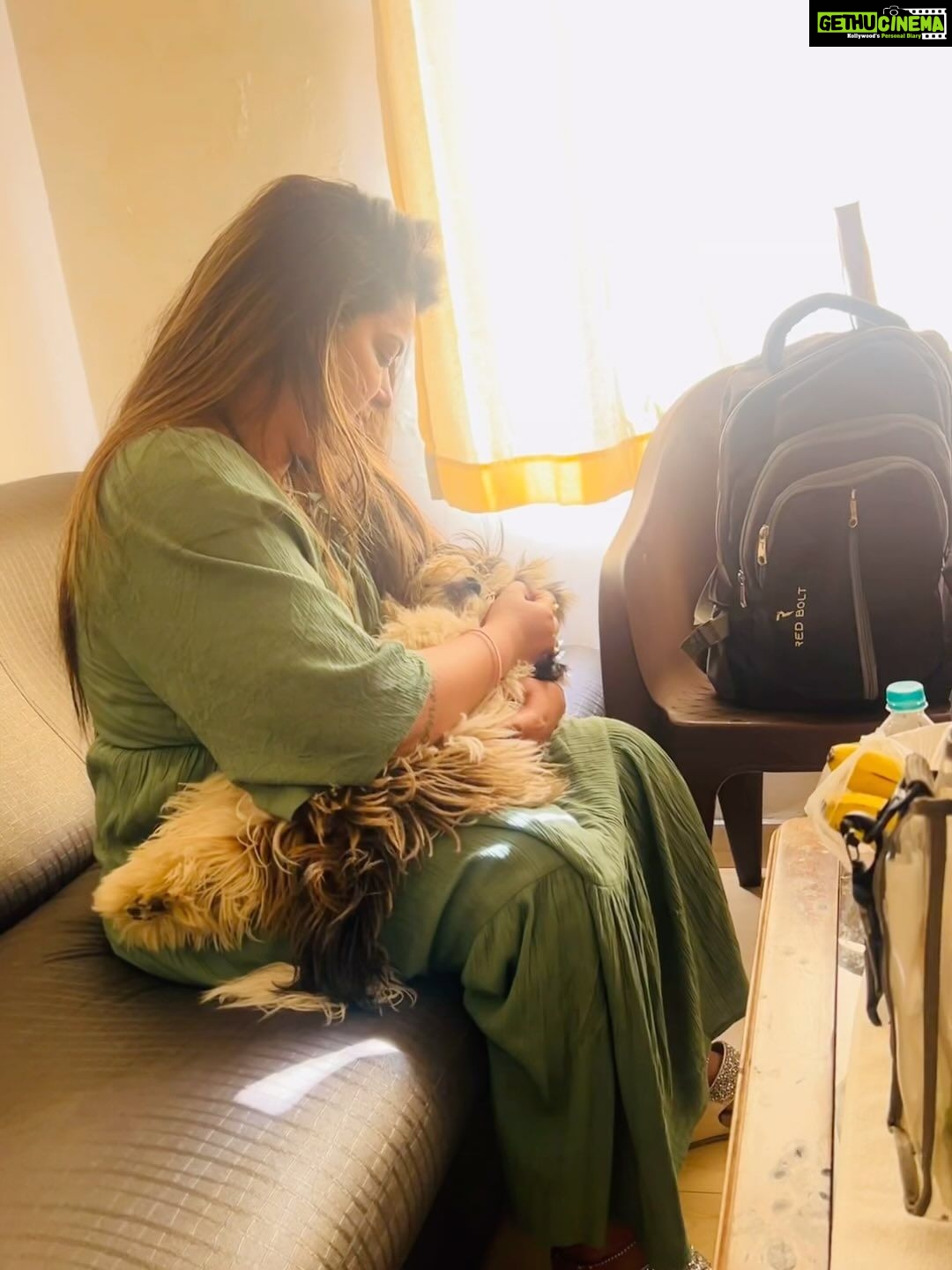 Nidhi Jha Instagram - Not always eye to eye, but always heart to heart🧿 #Nikku ka ladla boy😍 #Nemo ka favourite boy♥️
