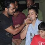 Nidhi Jha Instagram – Badi mummy aap ko janmdin ki bahut bahut badhae hu mai uper wale se duwa kerti hu ki aap hamesha khush rahe aap per kabhi koe pareshaani na hu our aap ka our bade papa ka pyaar aise hi bana rahe love you badi mummy 🎂🎂🎂🎂🎉🎉🎉🎉