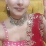 Niharica Raizada Instagram - I'm going to be playing Garba Soon! #NiharicaRaizada #FalguniPathak Designer @aynaaworld Stylist @banthia.kapil