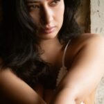 Niharica Raizada Instagram - Hardworking Khalasi #NiharicaRaizada Shot by @pranavgodsephotography