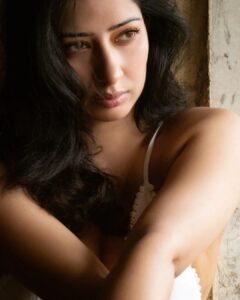 Niharica Raizada Instagram - Hardworking Khalasi

#NiharicaRaizada 

Shot by @pranavgodsephotography