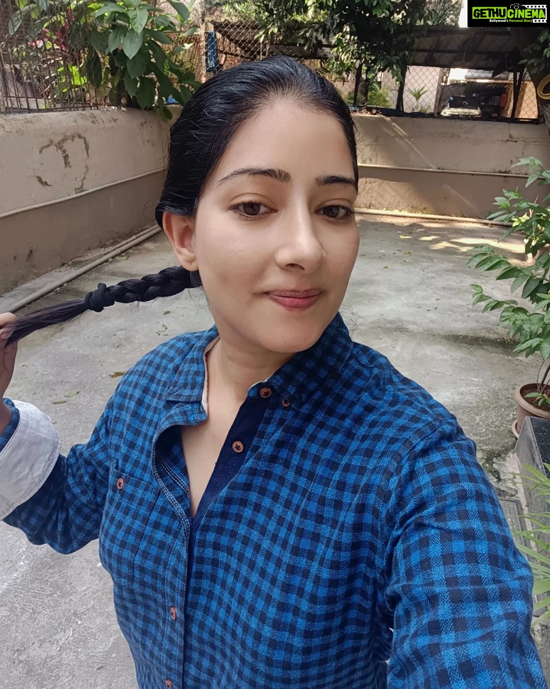 Niharica Raizada - 5.4K Likes - I feel cute in a pony tail.
I think all girls should do Sunday Pony Tail Day.
#PonyTail
#MayaDarling
#NiharicaRaizada