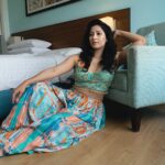 Niharica Raizada Instagram - Sea Green Lounge Hair @makeover_by_rudhra Makeup @makeoverbyshreeja Shot by @funky_capturezz Wearing @aynaaworld Styled by @banthia.kapil