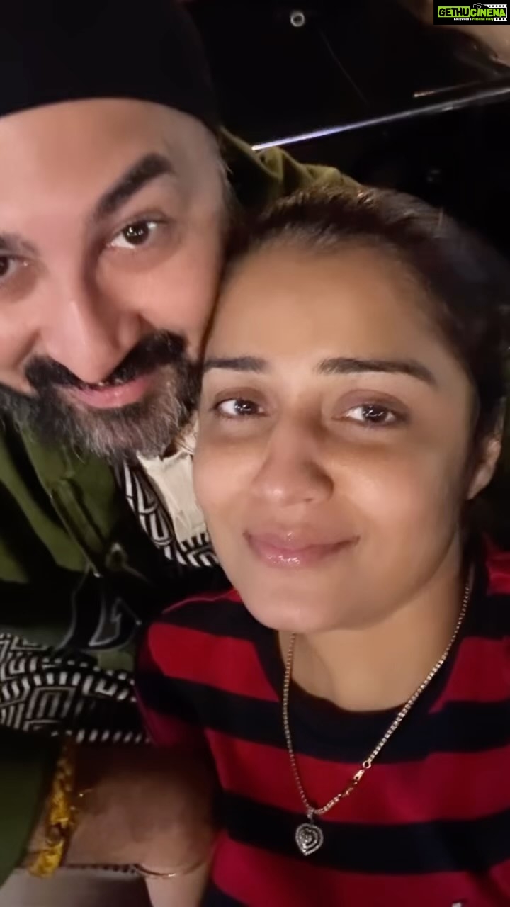 Nikita Thukral Instagram - Love to see my little princess becoming a big girl. Holidays are a must with your family. Our trip to Imagica was amazing. #holidays #daughterslove #actresslofestyle #love #gratitude #trendingreels this song is perfect.