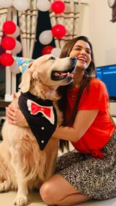 Nimika Ratnakar Instagram - My Bozzo grooving for Pushpavati 🐶 🐩 
Happy new year to all 🥳 
@darshanthoogudeepashrinivas 

@lavanyark_09 thanks for the capture darling 😘 

#pushpavati #kranti #krantirevolutionfromjan26 #krantirevolutionfromjan26th #dboss #darshanthoogudeepasrinivas #nimika #nimikaratnakar #sandalwood #shakeitpushpavati #actor #model #doglover #dogsofinstagram #bozzo #instagram #instagood #reels #reelsinstagram #trendingreels #trending #trendingsongs #kannada #kannadasongs #kannadareels #retriever #retrieveroftheday