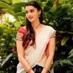 Nimika Ratnakar Instagram - ಎಂದೆಂದಿಗೂ ಕನ್ನಡತಿ 🙏🏻 ಕನ್ನಡ ರಾಜ್ಯೋತ್ಸವದ ಹಾರ್ದಿಕ ಶುಭಾಶಯಗಳು 📸: @vikasphotofactory MUA: @makeoversbylavanya9 #kannadarajyotsava #karnataka #kannada #kannadaactress #sandalwood #actor #actress #model #kanthara #rishabshetty #sapthamigowda #kantharamovie #kranthi #dboss #darshanthoogudeepa #darshanthoogudeepasrinivas #darshan #singarasiriye #nimikaratnakar #nimika #kannadathi #endendigukannada