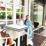 Nimika Ratnakar Instagram - Say Yes to adventures 💃🏻💃🏻💃🏻 So good to meet u @archana.devadiga bhabhi 🤗 #photography #trending #trend #redminote9promax #cafe #fun #nimika #nimikaratnakar #random #randomclick #mangalore #whiteroom #sandalwood #kannada #kannadaactress #actor #model #actress #actorslife #casualstyle #casual