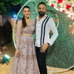 Nimika Ratnakar Instagram – Glam it up 😉
@shibsworld2021 mehendi ceremony 🤗❤️

@aashish92 thank u for the clicks 🤗 

#trending #mehendi #sangeet #trend #model #actor #bestie #bestieswedding #nimika #nimikaratnakar #bollywood #sandalwood #glam #legenga #dance