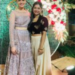 Nimika Ratnakar Instagram – Glam it up 😉
@shibsworld2021 mehendi ceremony 🤗❤️

@aashish92 thank u for the clicks 🤗 

#trending #mehendi #sangeet #trend #model #actor #bestie #bestieswedding #nimika #nimikaratnakar #bollywood #sandalwood #glam #legenga #dance