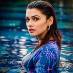 Nimika Ratnakar Instagram - Water buff 💦 💧 🏊‍♀️ @framesbyvikaskakolu thanks for being there for all my impromptu shoots 😀 #actor #model #nimika #nimikaratnakar #pushpavati #shakeitpushpavati #dboss #darshanthoogudeepasrinivas #kaatera #saree #vogue #mua #traditionalwear #trend #trending #photography #photooftheday #photo #photoshoot #swimmingpool #swim #swimming #swimwear #fashion