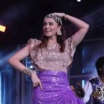 Nimika Ratnakar Instagram - ಮೈಸೂರು ದಸರಾ ಎಷ್ಟೊಂದು ಸುಂದರ 🤩😍 ಮೈಸೂರು ದಸರಾದಲ್ಲಿ ನನ್ನ ಮೊದಲ ಅನುಭವ ಪದಗಳಿಗೆ ಮೀರಿದ್ದು. ಕಲಾವಿದರಾಗಿ ಮೈಸೂರು ದಸರಾಕ್ಕೆ ಭೇಟಿ ನೀಡುವುದು ನಿಜಕ್ಕೂ ಕನಸು ನನಸಾಗುವ ಕ್ಷಣ 🤗🙏🏻 My first experience at Mysore Dasara is beyond words. Truly a dream come true moment to visit mysore dasara as an artist 🤗🙏🏻 Videography : @see_shot_photography_hassan Video Editing : @pk_photo_graphy25 Costume designer : @laxmikrishnaofficial Choreography: @a_reflection_dance_crew @anil_kumar_choreographer #dasara #navaratri #mysore #mysoredasara #yuvadasara #mysoreyuvadasara #mysoredasara2023 #nimika #nimikaratnakar #pushpavati #basanni #dboss #sandalwood #kannada #actress Mysore, Karnataka