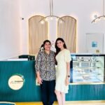 Nimika Ratnakar Instagram - From making cookies and cakes at home for us during our college times to having your own beautiful cafe today, @the_nameless_traveller so proud of you darling 🤗 Enjoyed every bit of the food I tasted @cafe.flourista ❤️ Congratulations love 💕 #cafeflourista #nimika #nimikaratnakar #pushpavati #dboss #darshanthoogudeepasrinivas #kaatera #bestfriends #bestie #cafe #goodfood #trending #trend #foodforlife #foodie #mangalore #mangaloremerijaan #kudla