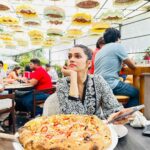 Nimika Ratnakar Instagram - It’s Sunday ,Pizza day 🍕 #sunday #pizza #cincin #nimika #nimikaratnakar #life #mood #actor #model #happy #foodie #foodgram