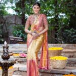 Nimika Ratnakar Instagram - Simplicity & Saree never go out of style 😊 Designer & styling - @angalakruthi Photographer - @divinephotography.in Jewelry - @sriganeshjewellers Makeup - @nageshmakeover09 Venue - @thepeacockgrove @thetharavadumane #actor #model #nimika #nimikaratnakar #pushpavati #shakeitpushpavati #dboss #darshanthoogudeepasrinivas #kaatera #saree #sixyardsofelegance #vogue #ethnicwear #jewellery #design #desifashion #mua #traditionalwear #trend #trending #akshayathritiya #celebration #wedding #photography #photooftheday #photo #photoshoot