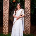 Nimika Ratnakar Instagram – There is a Princess inside all of us 👑 

Jewellery: @rentingstoli 
Location: @elementscelebratebangalore 
Makeup: @makeoverbysamridhi_ram 
Hair stylist: @sumamakeover 
Photographer: @vikasphotofactory 
Designer : @rentyourlook_by_chandangowda 

#dboss #darshanthoogudeepasrinivas #challengingstardarshan #d56 #kaatera #actor #model #tumtum #trending #trend #kannada #kannadaactress #sandalwood #photooftheday #photography #ethnicwear #kranti #nimika #nimikaratnakar #pushpavati Elements Celebrate