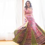 Nisha Agarwal Instagram - As the sun sets on Navratri, the ninth day heralds a unique celebration dedicated to Goddess Siddhidatri, may she grant us with supernatural powers and divine blessings in abundance ❤️🙏 Wearing: @theroyaleum @vblitzcommunications Jewels: @illuminate_shine_everyday MUA : @khush.mua Hair : @pallavigadade #indianwedding #indianfestival #indianfestivewear #indiandesigners #indiandesignerwear
