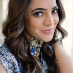Nisha Agarwal Instagram - Last few days Iv really been feeling like a pari 😇🪽 Wearing @nikita.vishakha @svacouture #navratri #navratri2023 #festiveindianwear #indianfestival #indianwear