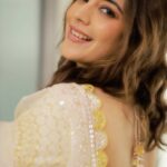 Nisha Agarwal Instagram - Navratri Day 2 in my fav color and element🤍🤍 Wearing- @madzinlabel Jewellery @meraki.mumbai PR @sonyashaikh #indianwedding #indianfestivewear #indiandesigner #indiandesignerwear #navratri