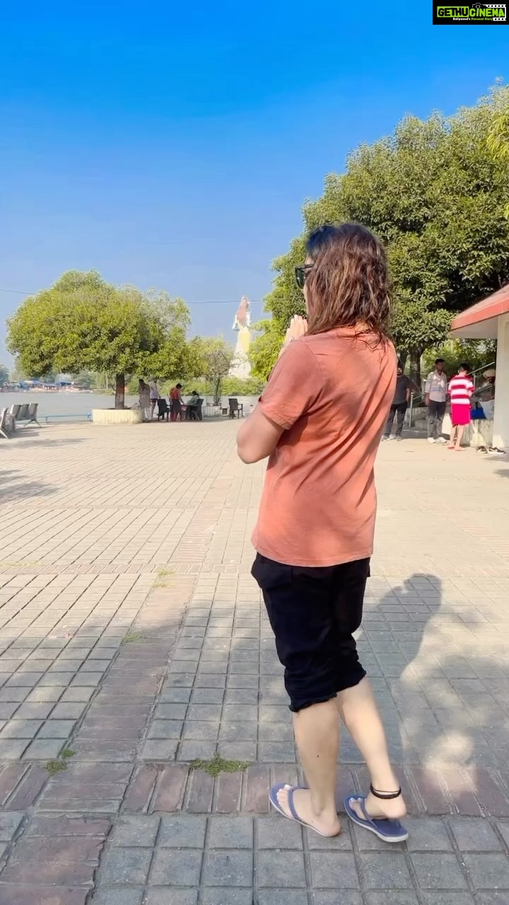 Nisha Bano Instagram - Har Har mahadev 🙏🏻🙏🏻🙏🏻 #haridwar Har Ki Pauri Haridwar-हर की पौड़ी हरिद्वार