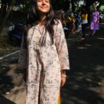 Nisha Ravikrishnan Instagram - ಮುದ್ದಾಗಿ ಸೇರಿ....ನನ್ನಲ್ಲಿ ಹೀಗೊಂದು ಜಾದು ತುಂಬ ಜೋರು 🙈🧸 #nimmnisharkn 🖤🤍