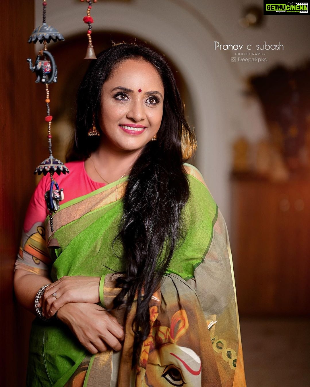Nisha Sarangh Instagram - ഉഷസ്സിനെ തഴുകും പൊൻകിരണങ്ങളും നിലാവിനെ തൊട്ടുണർത്തും ചന്ദ്രകാന്തിയും കണ്ടു നിന്നൂ നിൻ മധുരമന്ദസ്മിതം... @nikonindiaofficial Inframe - @nisha_sarangh Mua - @bijeesh_make_aura Assist - @__swetha__achuzzz__ 👩💻 - @deepakpkd #pranavcsubashphotography #bokeh #fitnessmodels #model #modeling #modelingagency #modelingportfolio #modellife #modelo #modelos #modelphotography #mypixeldiary #photo #photographer #photographers_of_india #photography #photomodel #photooftheday #photoshoot #photoshop #pic #picoftheday #pictureoftheday #scalemodel #teenmodel #nishasarangh #nishasarang @nisha_sarangh_fans_club @nisha_sarangh_neelu_fansonline @nisha_sarangh_fans_online @nisha_sarang__fans @nisha_sarangh_fans_online_2 @nisha_sarang_fanz_club_ @nisha_sarangh_fans @nisha_sarang_promoters @nisha_sarang_fanz_club_ @nishasarangfanspage @nsop_official @nisha_sarang_promoters @neelu_nishasarang @neelu_amma_ @nisha_sarangh_fans_official @__neelakurinji @thenmuttai @moodyframes_ @moodygram_kerala @moody_tapes @moodyframe_kerala @click_and_tag @clicksofmallu @clicks2gallery @k4_clicks_photography_ @clicks_and_tags_official @clickstogallery @click @click_india_click @malluclicks @indian_click_ @kannur.clicks @mobile_clickzzz_kerala @official_click_hub @click_point._ @nte_click @clicks_of.clarity @dm_your_click @keralagram_clicks @clickzoftag @_click_and_tag_ @nte_padam @nte.keralam @nte_keralam @models__of__k_e_r_a_l_a_ @models_insta___ @models_of_kerala @models_of_kerala_____ @shoutout__models___ @___modelzz___of___insta___ @modelzz__of__kerala2.0 @thani_nadan_modelss @insta_models_of_kerala__ @world_photography.hub @world_photography_page @world_clicks_hub @world_of_moving @world_creative_hub @worldwide_photography_hub @world_.of_.photographers എന്റെ കേരളം - ente keralam