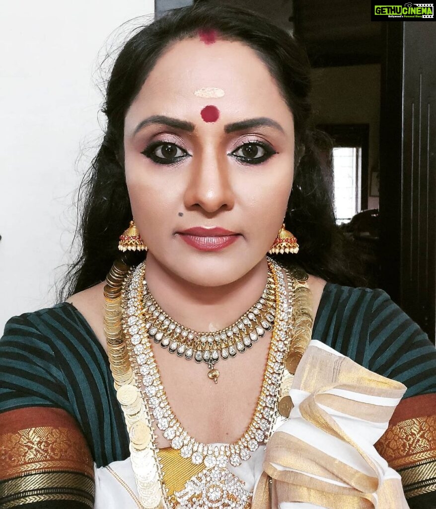 Nisha Sarangh Instagram -