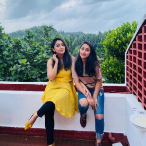 Nithya Das Instagram - Our time together is the greatestgift#🧿#love#twinning#instagood #🧿#motherdaughterlove#calucut#a@