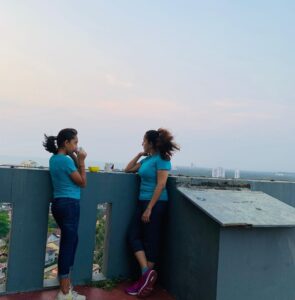 Nithya Das Instagram - Spend time with those u love# daughter#sunsetlover #afterworkout #coffeelover #quarantine # calicut