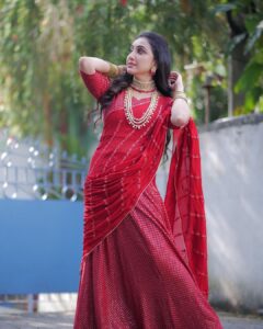 Nithya Das Instagram - We find ourselves in the unknown… Costume courtesy @house_of_shalabam Stylist @anjalii___vinod
H&M @mukeshmuralimakeover @Ornaments @seeruscollections
