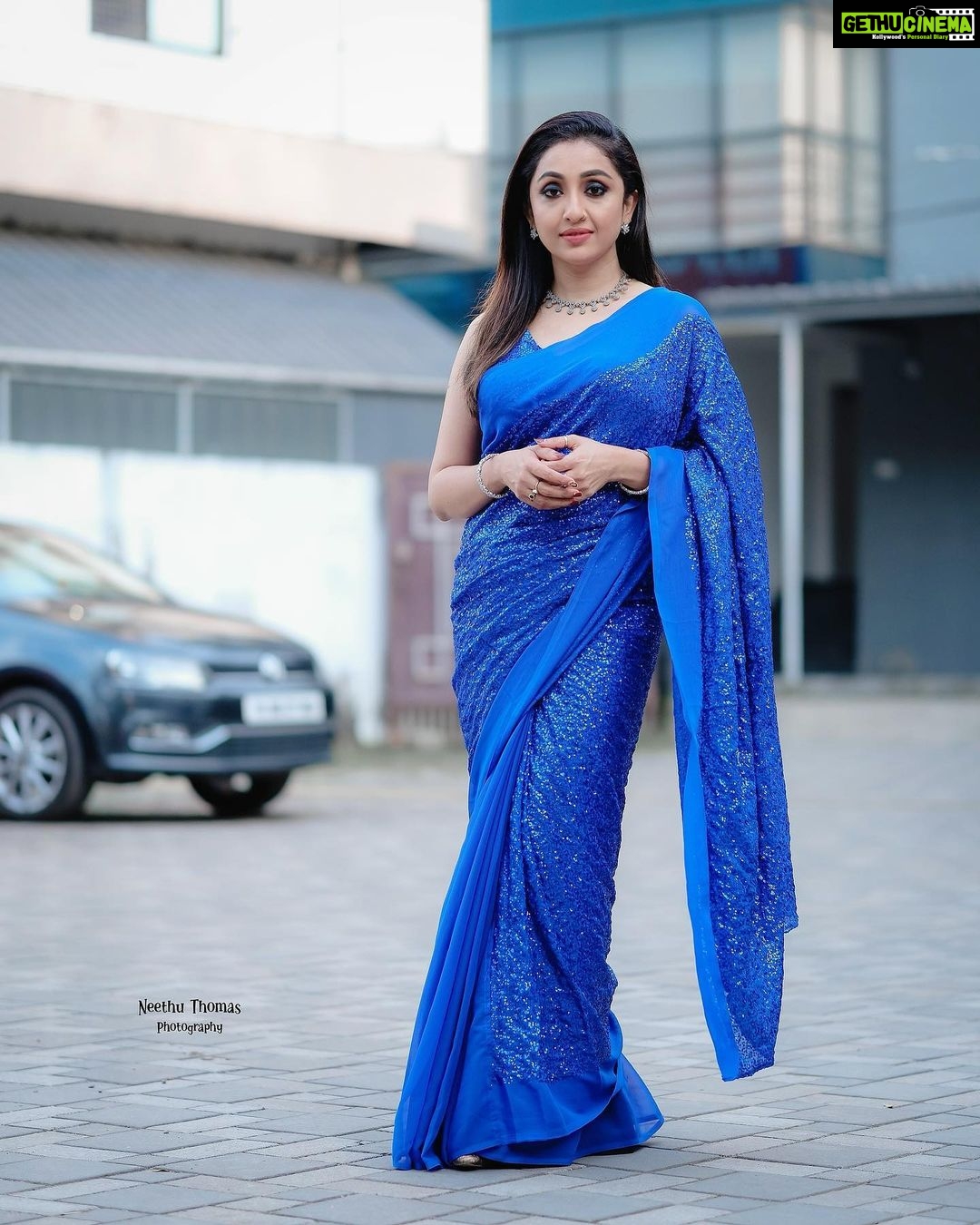 Nithya Das Instagram - 💙 Outfit @merakibynancyabraham Ornaments @seeruscollections Styling @anjalii___vinod H&M @sruthisai_official Clicks @neethuthomasphotography